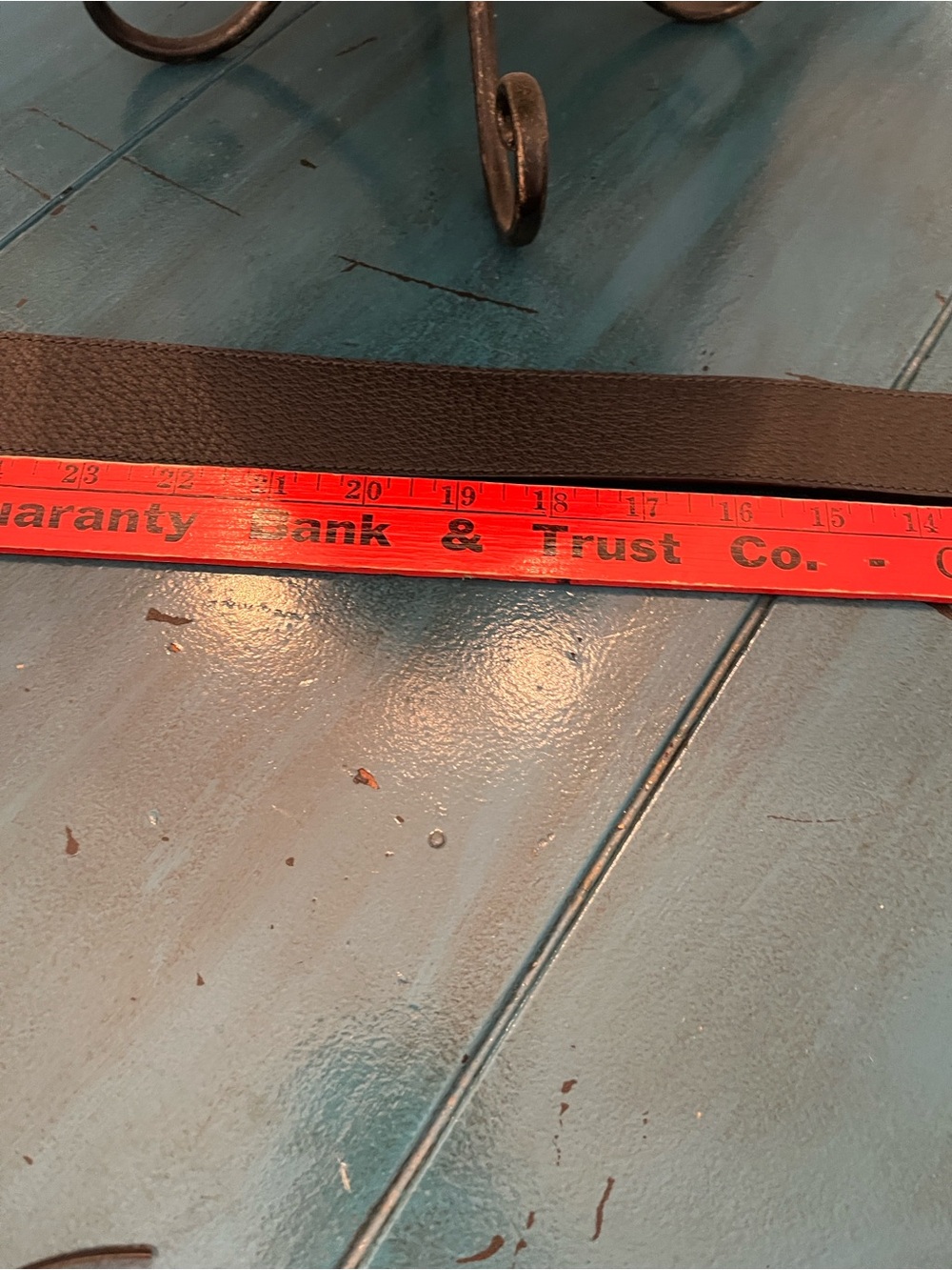 Gucci Black Leather Belt with Brass Double G Buckle - Picture 7 of 10
